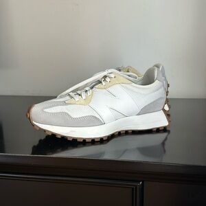New balance 327 sneaker